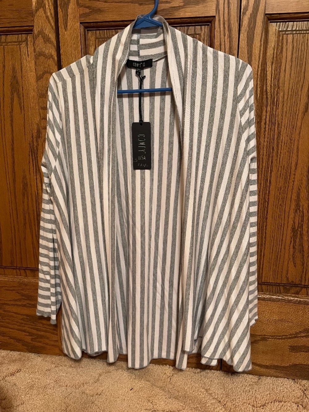DoDy brand striped flowy cardigan